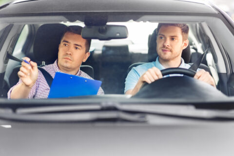 How Class 5 licence training Calgary Prepares You for Real-World Driving