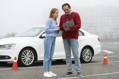 What You Should Know Before Booking Driving Lessons in Calgary